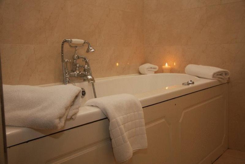 Lake Lodge Guesthouse Killarney Dış mekan fotoğraf